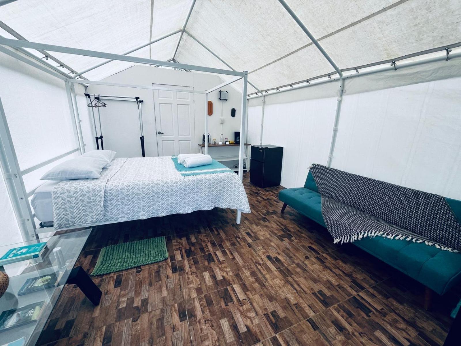 Garza Del Sol Glamping Rio Celeste Buganvilia المظهر الخارجي الصورة